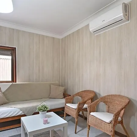 Bessa - Casinha Tipica Do Com Dois Quartos Apartment Porto