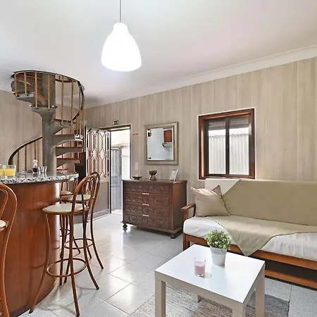 Bessa - Casinha Tipica Do Com Dois Quartos * פורטו