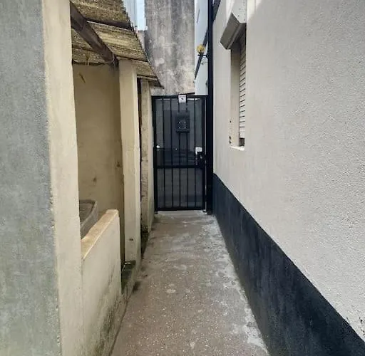 Bessa - Casinha Tipica Do Com Dois Quartos *